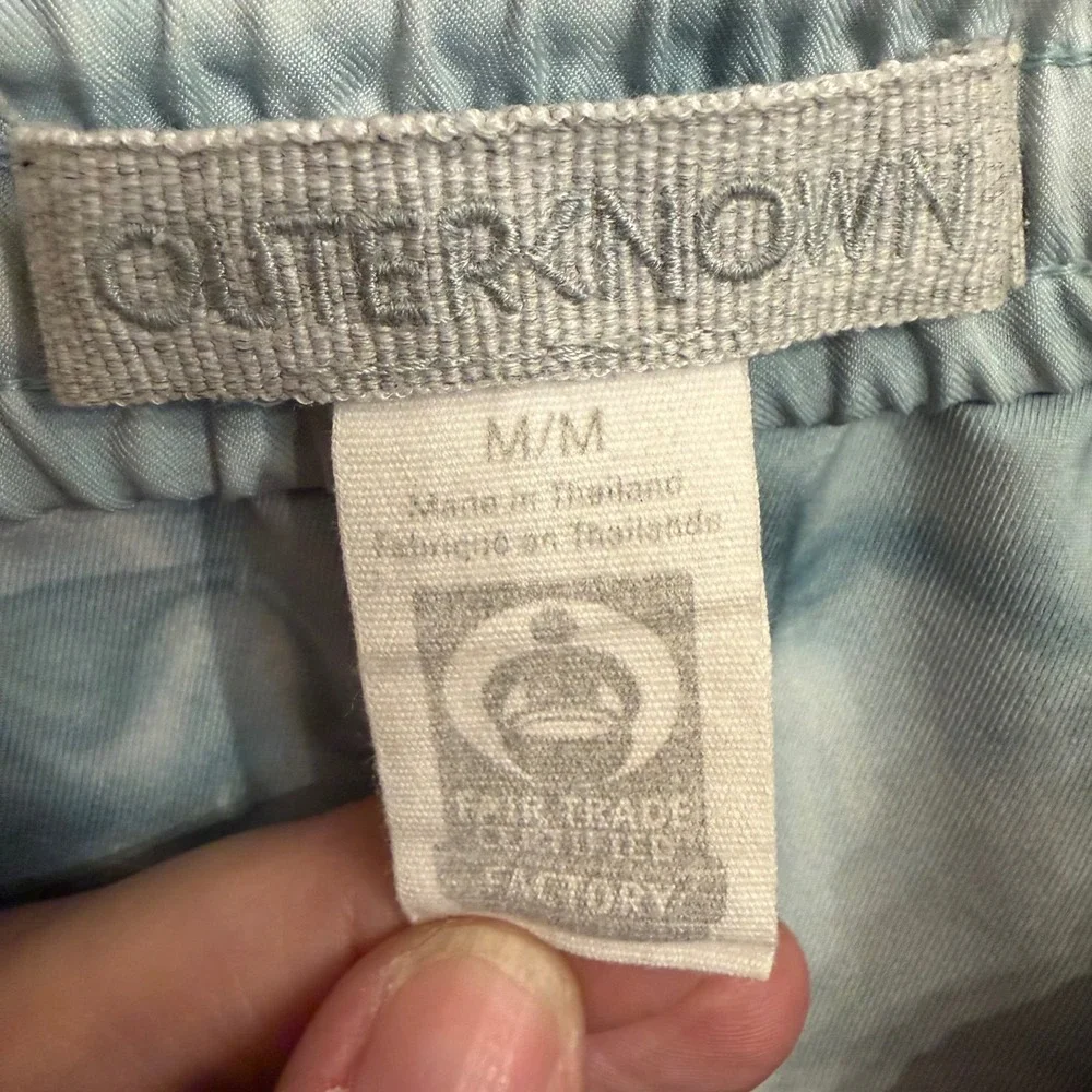 Outerknown Nomadic Volley Shorts Mens Medium Blue Tie Dye Swim Trunks Quick Dry